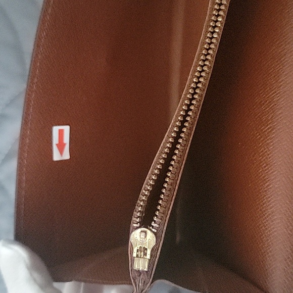 Louis Vuitton monogram wallet - Picture 7 of 10